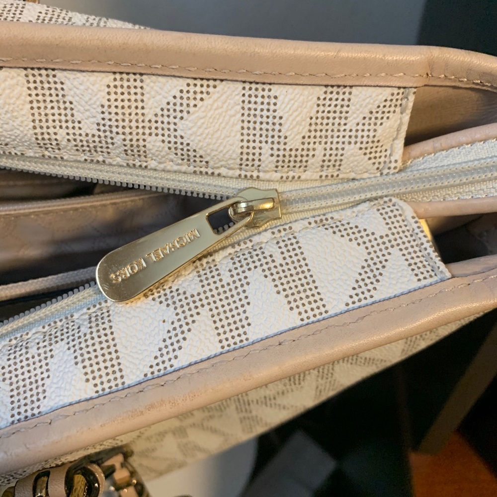 Michaels Kors Tote Laptop Bag - Picture 10 of 11